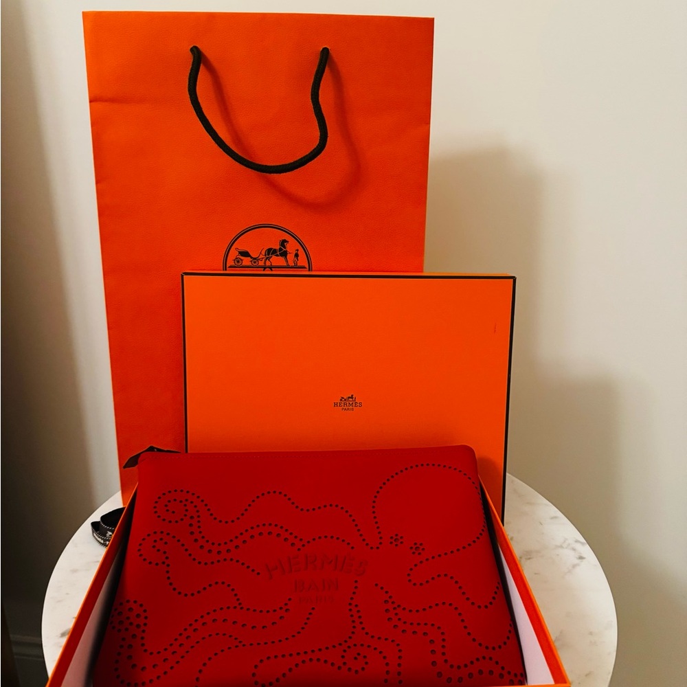 Hermès Red and Orange Set